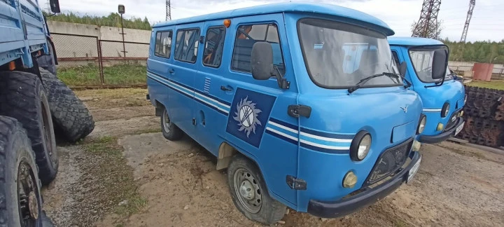 Спец. пассажирский УАЗ-220695-04